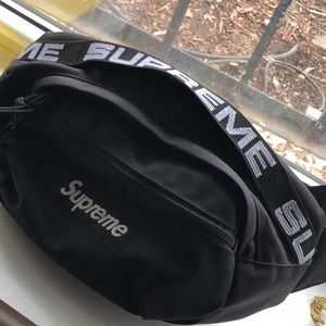 Supreme waist bag fw17